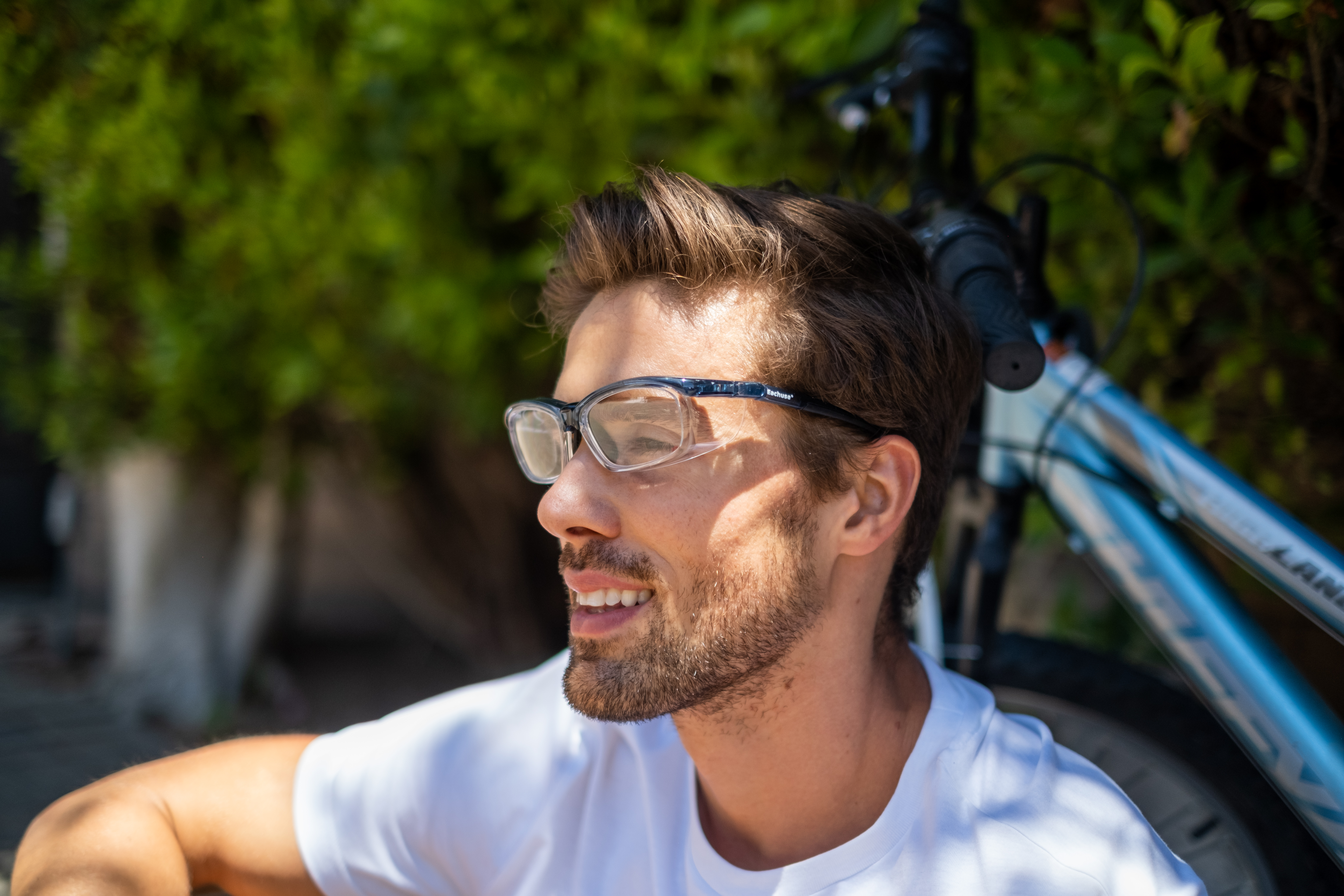 A Complete Guide to Buying Prescription Safety Eyeglasses Online