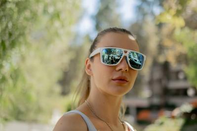 Choosing the Best Prescription Safety Glasses Based On CA Glasses Reviews