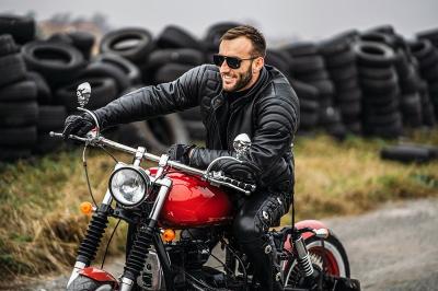 How to Choose Prescription Motorcycle Glasses
