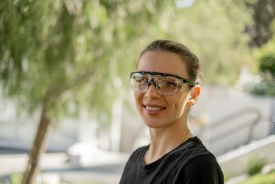 How Wrap-Around Safety Glasses Are Engineered for Extreme Conditions