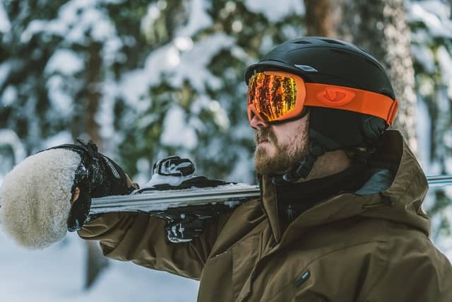 Can Prescription Ski Goggles Prevent Fogging? Let Us Take A Look!